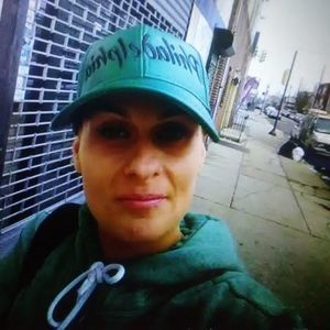 Meet your Posher, Cassandra